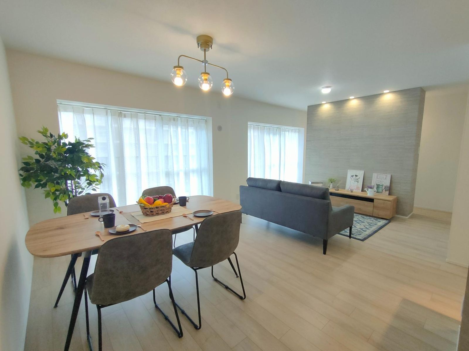 リノベーション事例 — ダイニング空間